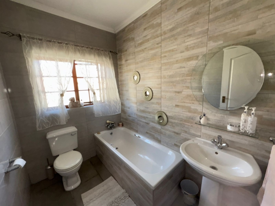 3 Bedroom Property for Sale in Cashan North West
